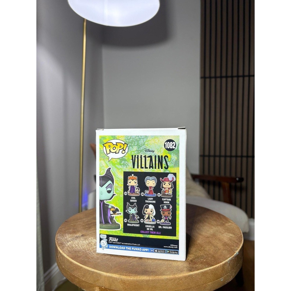 Funko Pop! Disney Villains #1082 Maleficent - Picture 3 of 4